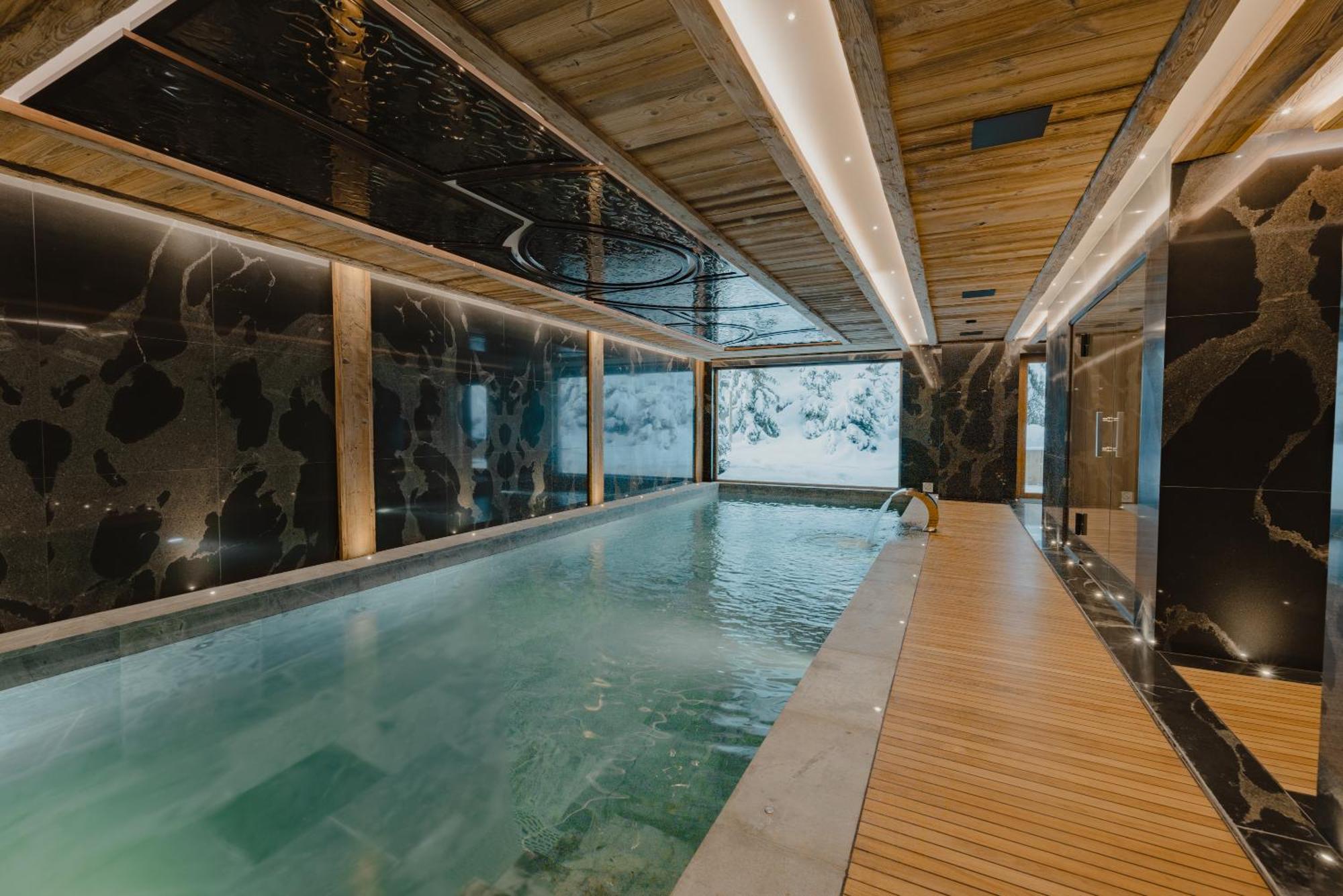 Ultima Hotel Courchevel Exterior foto